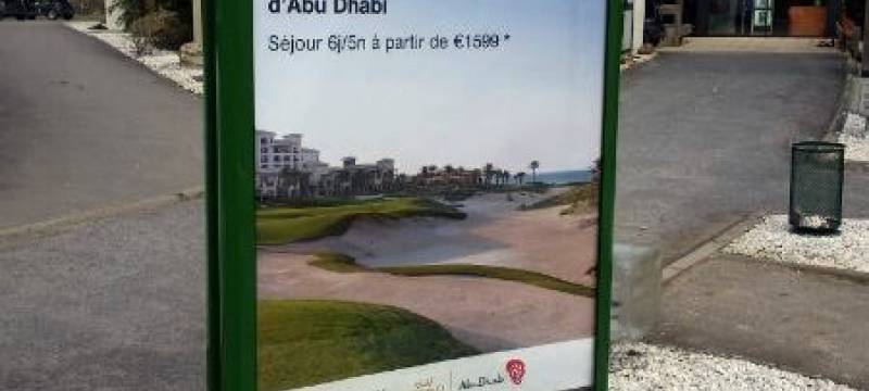 Trouvez la campagne Pub ABU DHABI sur les golfs de France et gagnez  des Cadeaux !!