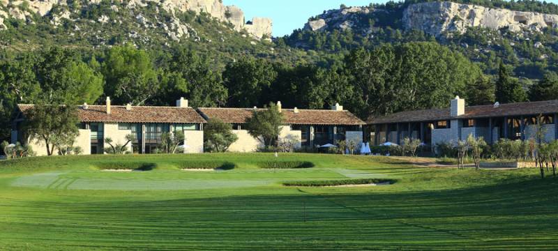 Séjournez au Domaine de Manville en Provence et découvrez l'Aupiho -1 étoile  Michelin 