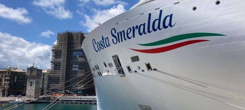 La croisière s'amuse à bord du Costa Smeralda